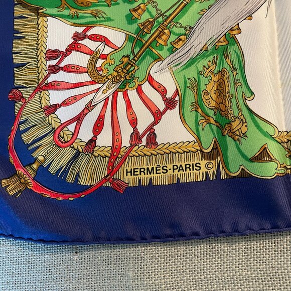 Hermès Caparaçons de la France et de L'Inde Silk Scarf - Picture 2 of 3